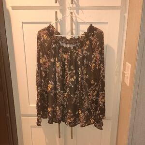 Adrienne Vittadini Black Floral Blouse